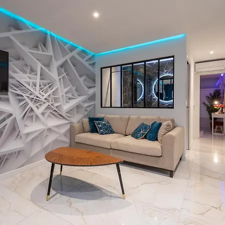 Апартаменты Village Naturiste - Xcape Sea View Luxe Агд